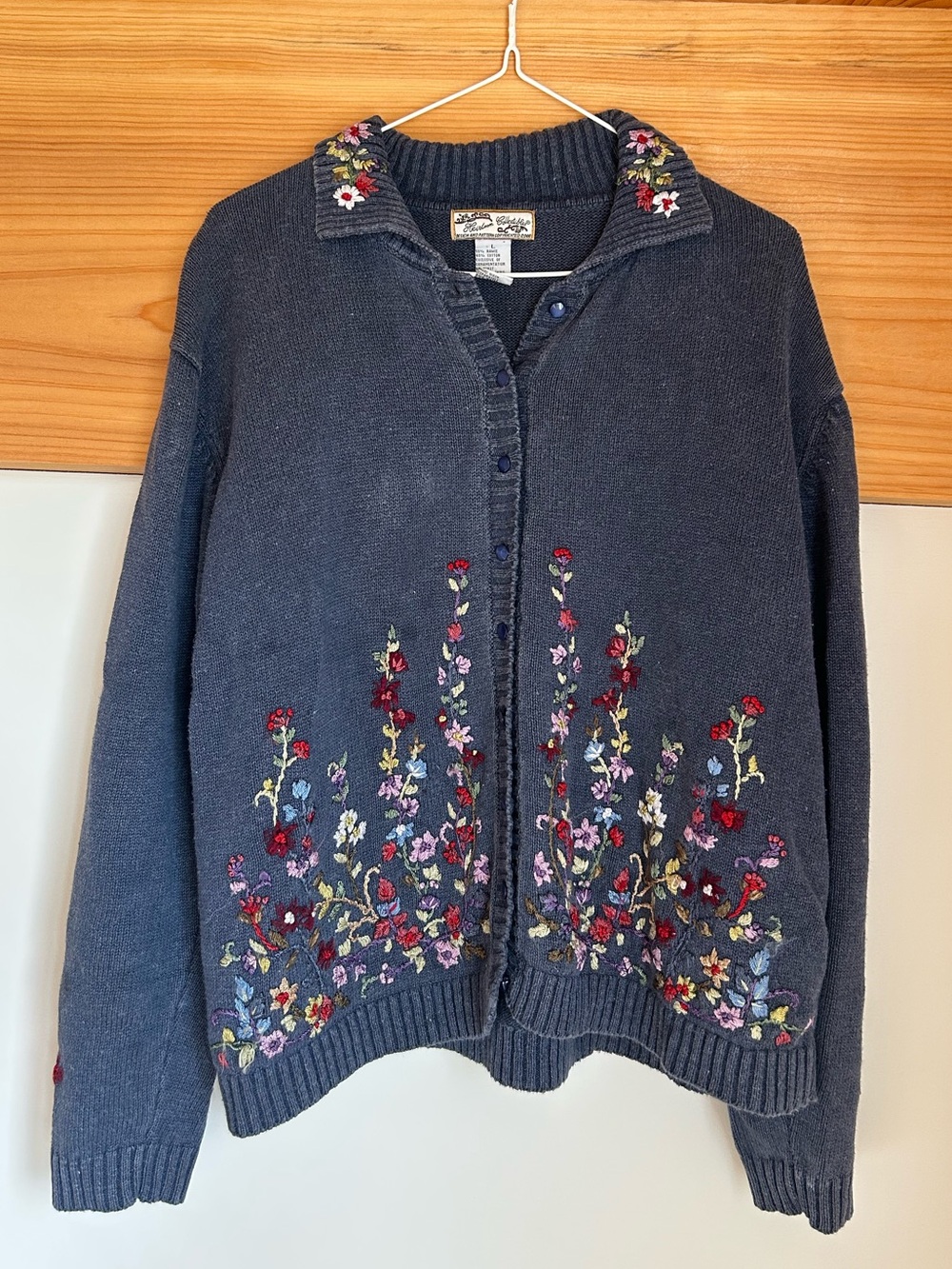 Heirloom Collectibles Floral Embroidered Cardigan